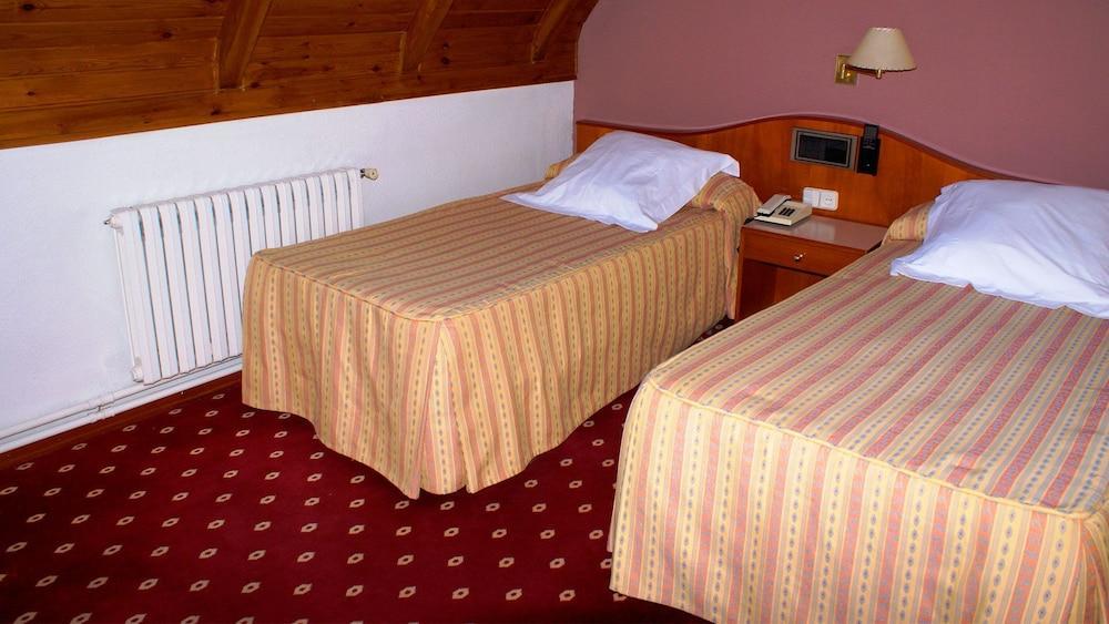 Hotel Edelweiss Arties Eksteriør bilde