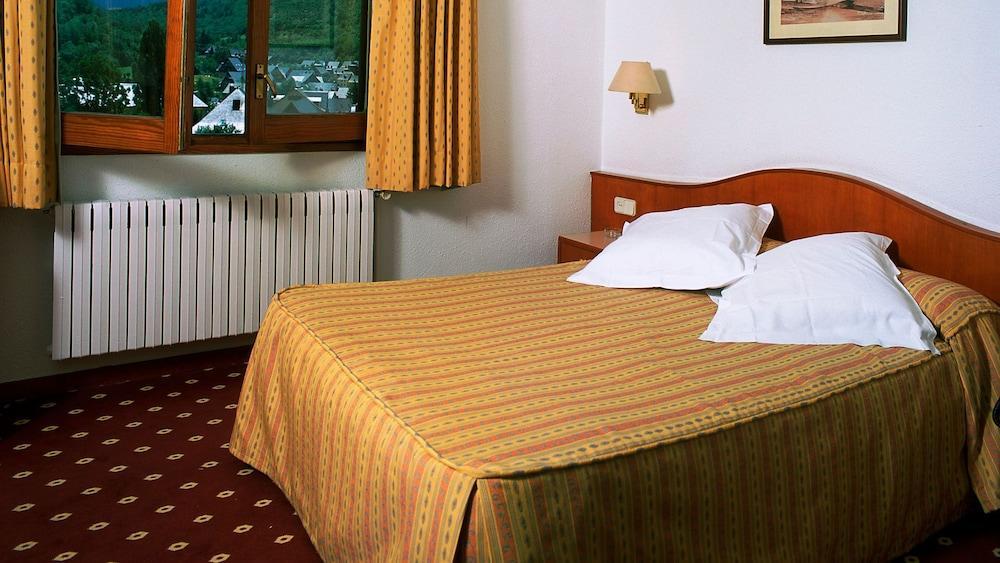 Hotel Edelweiss Arties Eksteriør bilde
